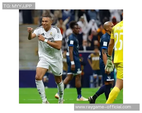 德甲精彩对决：那不勒斯逆转皇马6-2战术解析与瞬间回顾